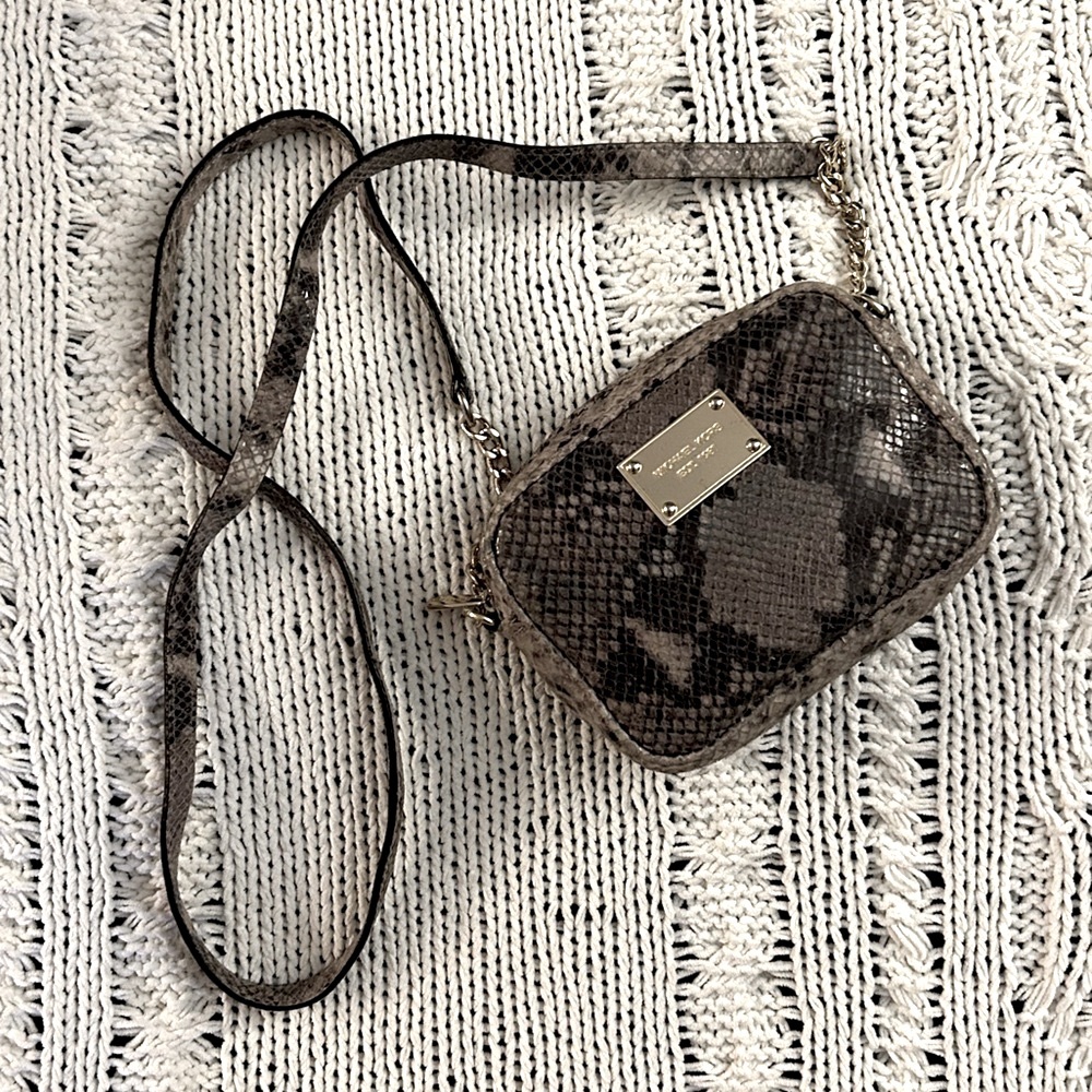 Michael Kors Crossbody Purse